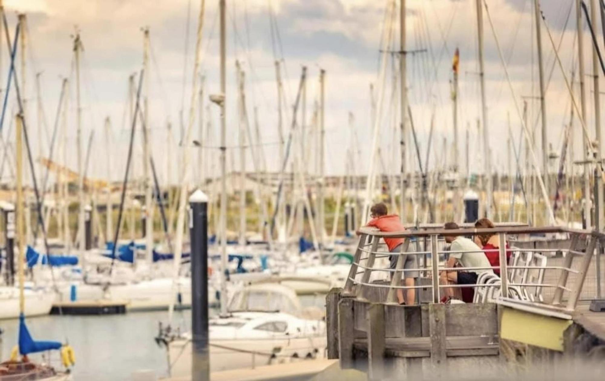 Duplex Villa Capricia Appartement Met Zwembad Nieuwpoort Jachthaven Eksteriør billede